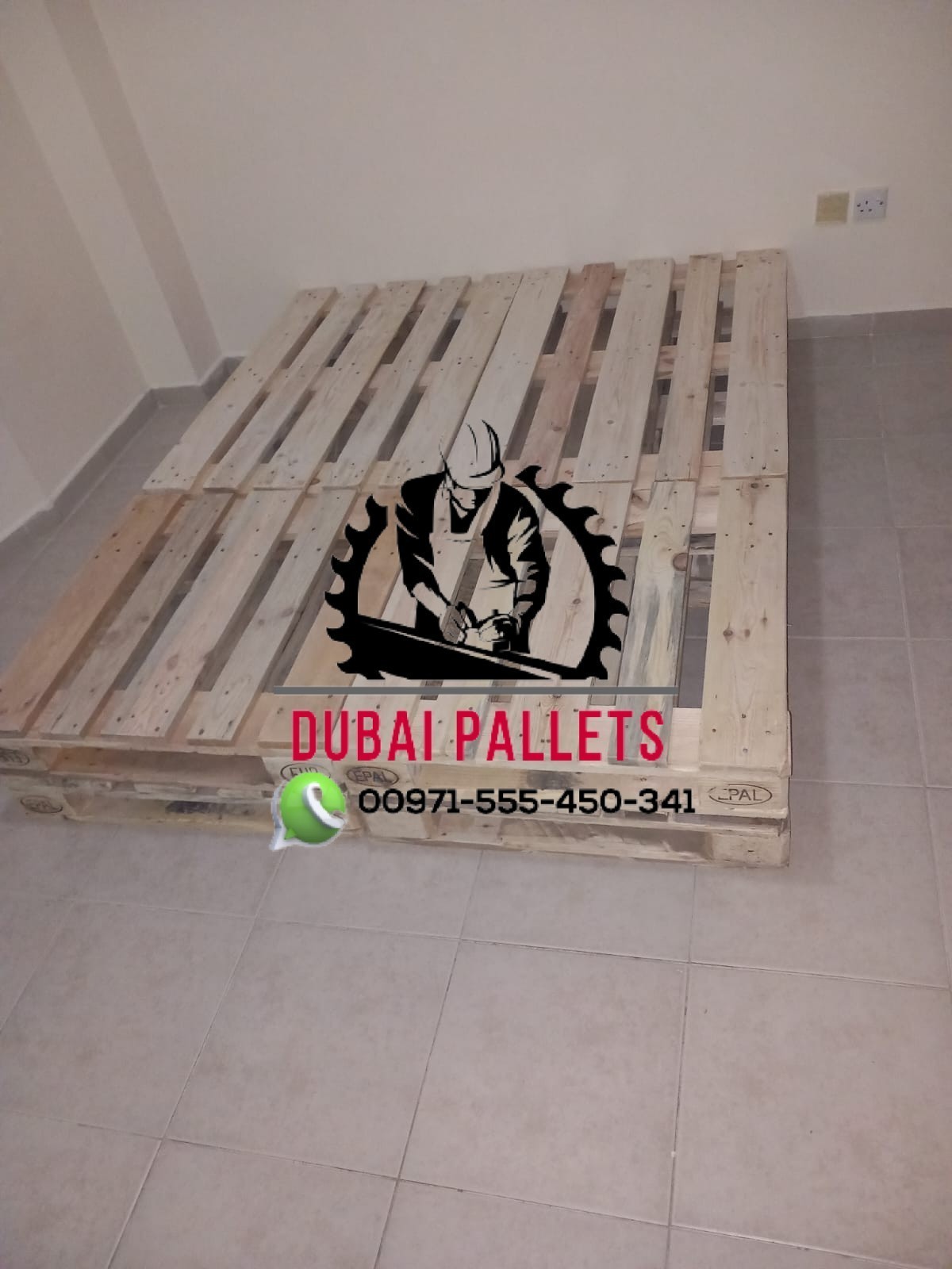 wooden pallets 0555450341